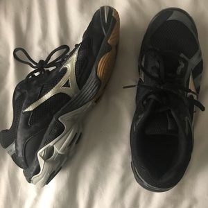 Mizuno Court Shoes